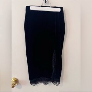 NWT H&M Velvet Black Midi Skirt with Lace Trim Thigh Slit Size 4